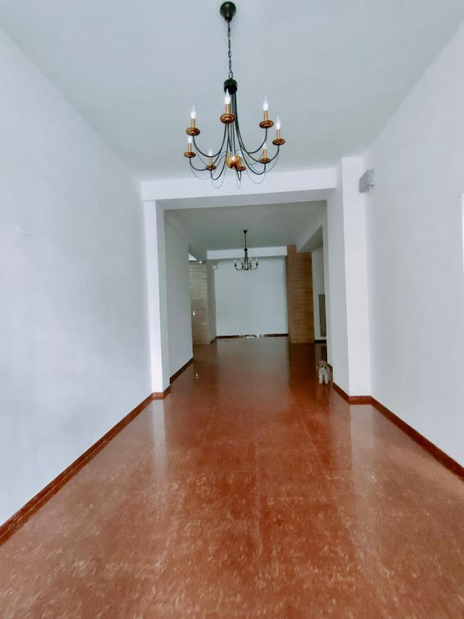 Tennis Court Apartament